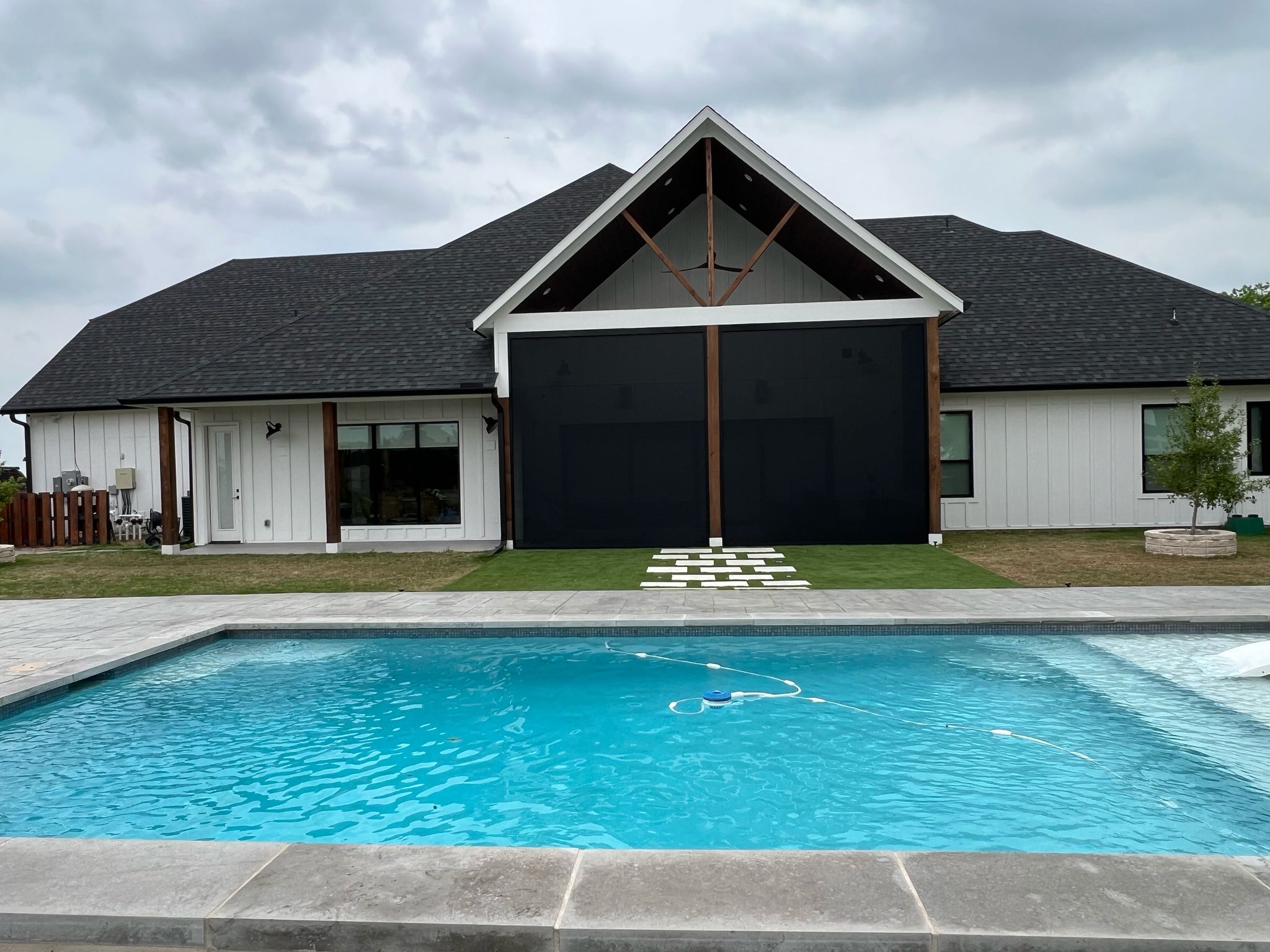 Roller Shades 9 %Affordable Window Coverings%